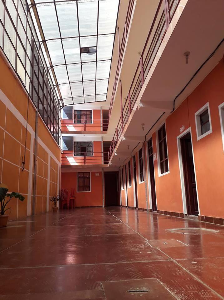 Hostal "La Roca" Uyuni Kültér fotó